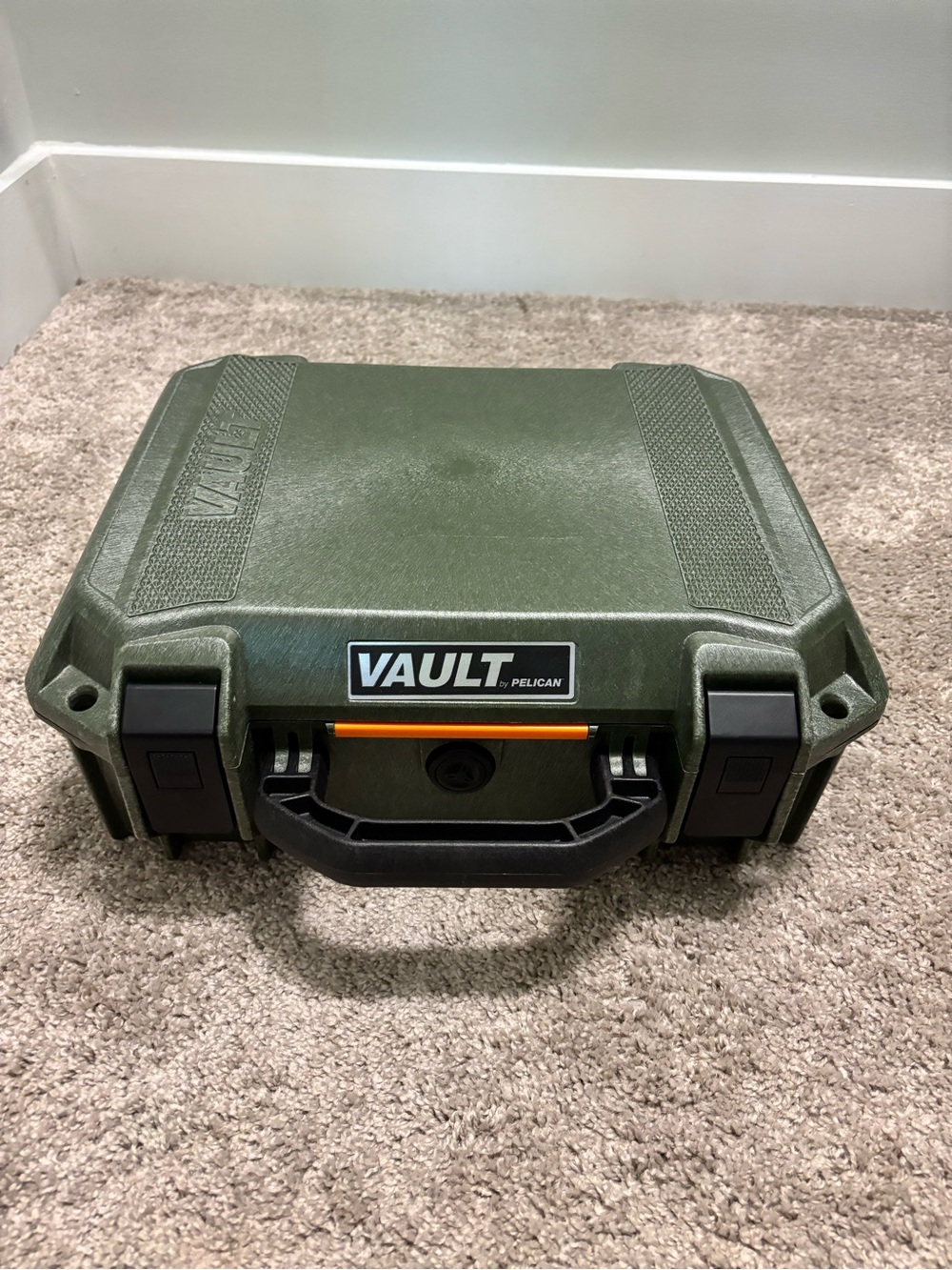 Vault by Pelican V200 Medium Pistol Gun Storage Case with Foam